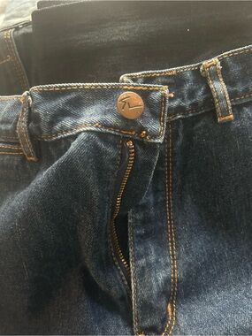 Gloria Vanderbilt Dark Blue Straight Leg Jeans with Tan Stitching